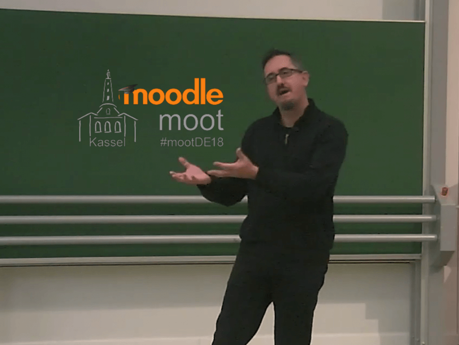 Martin Dougiamas hielt die Eröffnungsrede bei der MoodleMoot 2018 in Kassel